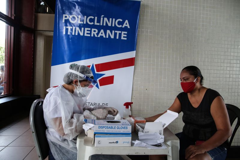 BelÃ©m 20 de junho de 2020, a PolicÃ­nia Intinerante chegou na Escola Ramiro Olavo Ribeiro de Castro, bairrio da guanabara em Ananindeua. <div class='credito_fotos'>Foto: Alex Ribeiro / Ag. Pará   |   <a href='/midias/2020/originais/6438_f31b1c50-6e5f-3cd0-6d1b-29c1159abc58.jpg' download><i class='fa-solid fa-download'></i> Download</a></div>