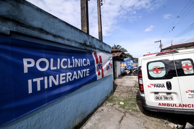 BelÃ©m 20 de junho de 2020, a PolicÃ­nia Intinerante chegou na Escola Ramiro Olavo Ribeiro de Castro, bairrio da guanabara em Ananindeua. <div class='credito_fotos'>Foto: Alex Ribeiro / Ag. Pará   |   <a href='/midias/2020/originais/6439_a777f088-66e7-469e-cd2d-ccc7366824e7.jpg' download><i class='fa-solid fa-download'></i> Download</a></div>