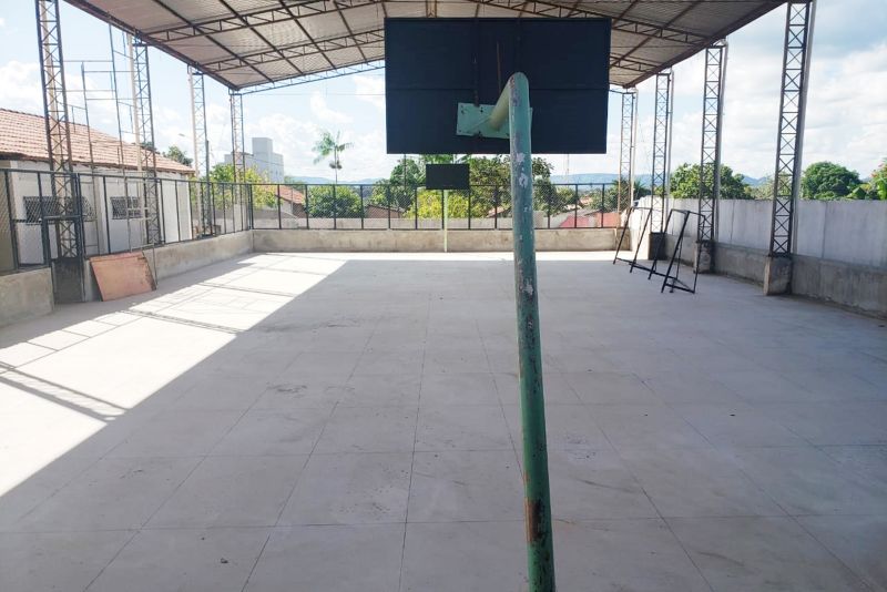 Escola reformada Carmina Gomes <div class='credito_fotos'>Foto: Rai Pontes/Ascom Seduc   |   <a href='/midias/2020/originais/6474_184aa0d5-5dd1-91d4-f9ca-0d2be35f63c1.jpg' download><i class='fa-solid fa-download'></i> Download</a></div>