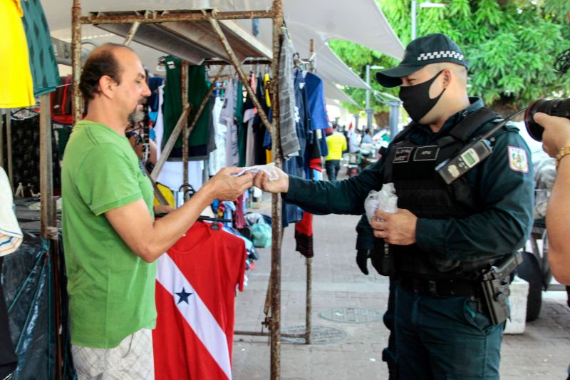 BelÃ©m, ParÃ¡, Brasil. ENTREGA MASCARAS PM, 2Â° BatalhÃ£o de PolÃ­cia Militar - 24/06/2020. Foto: Ricardo AmanajÃ¡s / Ag ParÃ¡. <div class='credito_fotos'>Foto: Ricardo Amanajás / Ag. Pará   |   <a href='/midias/2020/originais/6488_414021b4-45c8-fe2d-966a-5d0b009b0da8.jpg' download><i class='fa-solid fa-download'></i> Download</a></div>