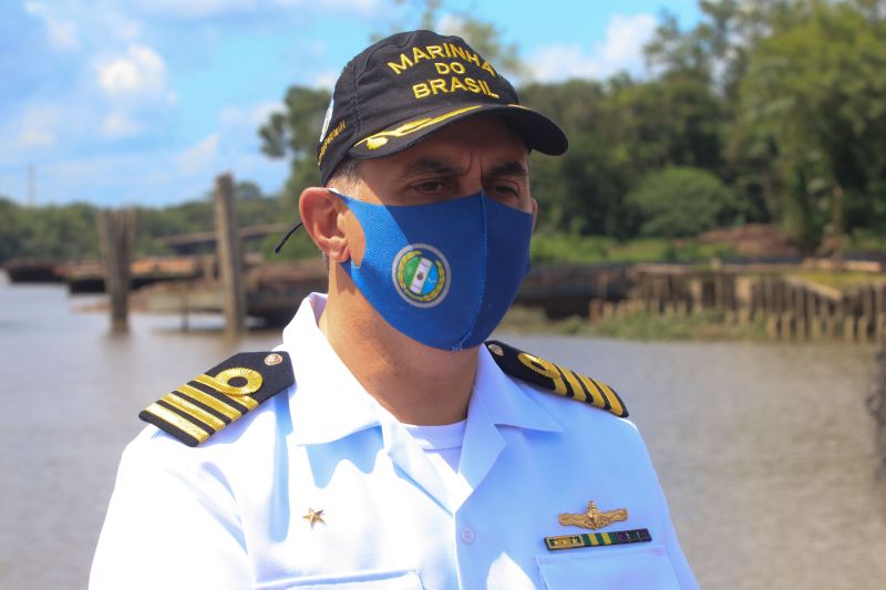 Cerca de mil toras de madeira sem comprovação de origem foram entregues pela Marinha do Brasil à Secretaria de Estado de Meio Ambiente e Sustentabilidade (Semas), na ilha de Outeiro, neste sábado (27). <div class='credito_fotos'>Foto: Jader Paes / Agência Pará   |   <a href='/midias/2020/originais/6501_7c57ff4e-688c-a89e-8bda-f5980cb6ac73.jpg' download><i class='fa-solid fa-download'></i> Download</a></div>