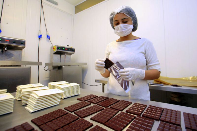 Belém, Pará, Brasil.DIA CHOCOLATE - 06/07/2020 - Foto: Ricardo Amanajás / Ag Pará <div class='credito_fotos'>Foto: Ricardo Amanajás / Ag. Pará | <a href='/midias/2020/originais/6534_e94066d5-e982-fb68-5d97-2e3c18f04820.jpg' download><i class='fa-solid fa-download'></i> Download</a></div>
