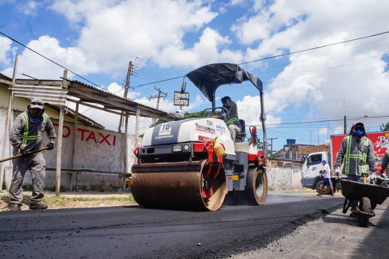 BelÃ©m 06 de julho de 2020, asfalto por todo ParÃ¡ chegou na Passagem BrasÃ­lia, bairro Icoaraci <div class='credito_fotos'>Foto: Alex Ribeiro / Ag. Pará   |   <a href='/midias/2020/originais/6538_b11eabab-c06d-5013-a3aa-1b900a0e38ff.jpg' download><i class='fa-solid fa-download'></i> Download</a></div>