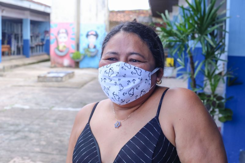 BelÃ©m 08 de julho de 2020, no dia 11 de julhoserÃ¡ comemorado o 1Âº ano entra das aÃ§Ã£os sociais do Ter Paz na Cabanagem.Ivanilda Vieira Diretora da Escola. <div class='credito_fotos'>Foto: Alex Ribeiro / Ag. Pará   |   <a href='/midias/2020/originais/6541_547d0d47-1f39-b5cc-f4f4-f78115a2bab3.jpg' download><i class='fa-solid fa-download'></i> Download</a></div>