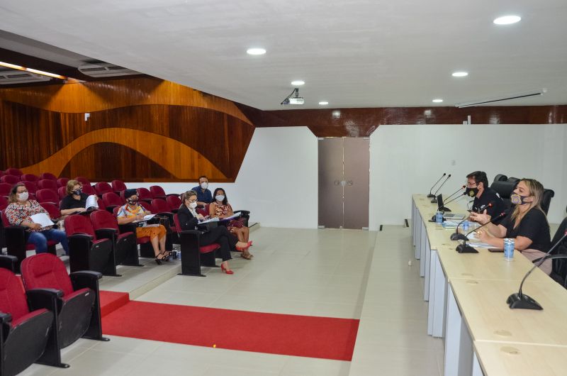 <div class='credito_fotos'>Foto: Eliseu Dias / Ascom Seduc | <a href='/midias/2020/originais/6545_e82fc033-7b78-8cd7-bde6-d0480c7b4330.jpg' download><i class='fa-solid fa-download'></i> Download</a></div>
