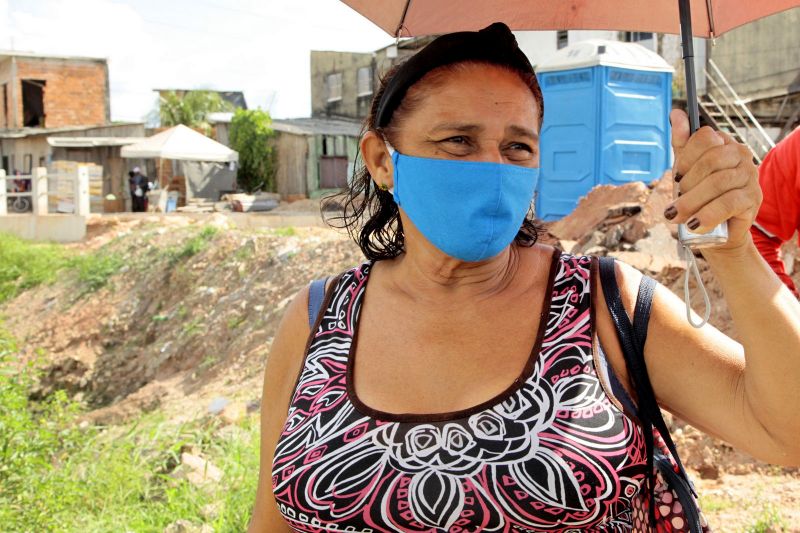 Belém, Pará, Brasil. OBRAS TUCUNDUBA - AV TUCUNDUBA ENTRE MUN DURUCUS E NOSSA SENHORA DAS GRAÇAS - LUIZA DO CARMO - Dona de Casa - 16/07/2020. Foto: Ricardo Amanajas / Diário do Pará. <div class='credito_fotos'>Foto: Ricardo Amanajás / Ag. Pará | <a href='/midias/2020/originais/6564_24369842-2ad6-9238-beb8-5519872a9977.jpg' download><i class='fa-solid fa-download'></i> Download</a></div>