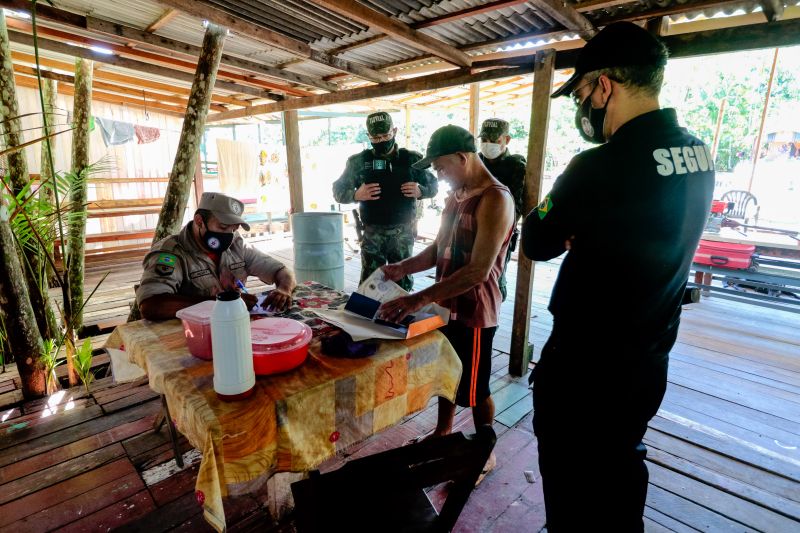 Belém, Pará, Brasil. OPERAÇÃO COMBU - 18/07/2020. Foto: Ricardo Amanajás / Agência Pará. <div class='credito_fotos'>Foto: Ricardo Amanajás / Ag. Pará | <a href='/midias/2020/originais/6576_88041ae3-22b4-2680-3ed1-5836d1a8d627.jpg' download><i class='fa-solid fa-download'></i> Download</a></div>