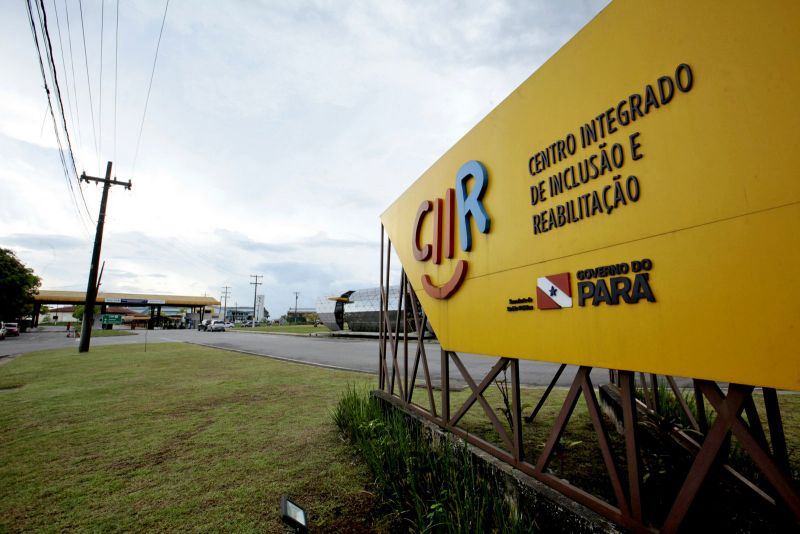 Belém, Pará, Brasil. SERVIÇOS CIIR - Ayrton Pessoa, usuário e professor de Educação FÃsica do CIIR - 22/07/2020 - Foto: Ricardo Amanajás / Ag Pará <div class='credito_fotos'>Foto: Ricardo Amanajás / Ag. Pará | <a href='/midias/2020/originais/6592_fcc06587-8691-90ba-09a5-6b2446f82252.jpg' download><i class='fa-solid fa-download'></i> Download</a></div>