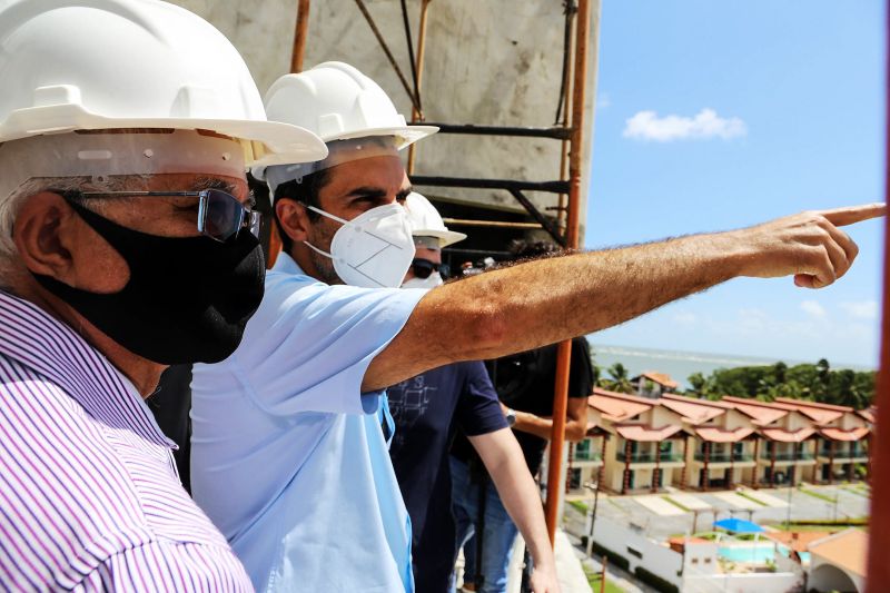 Visita do governador nas Obras da Casa de Cultura de Salinópolis - Foto Bruno Cecim <div class='credito_fotos'>Foto: Bruno Cecim / Ag.Pará | <a href='/midias/2020/originais/6601_30f2ba06-1b8c-ff06-503a-a9f333f7f738.jpg' download><i class='fa-solid fa-download'></i> Download</a></div>