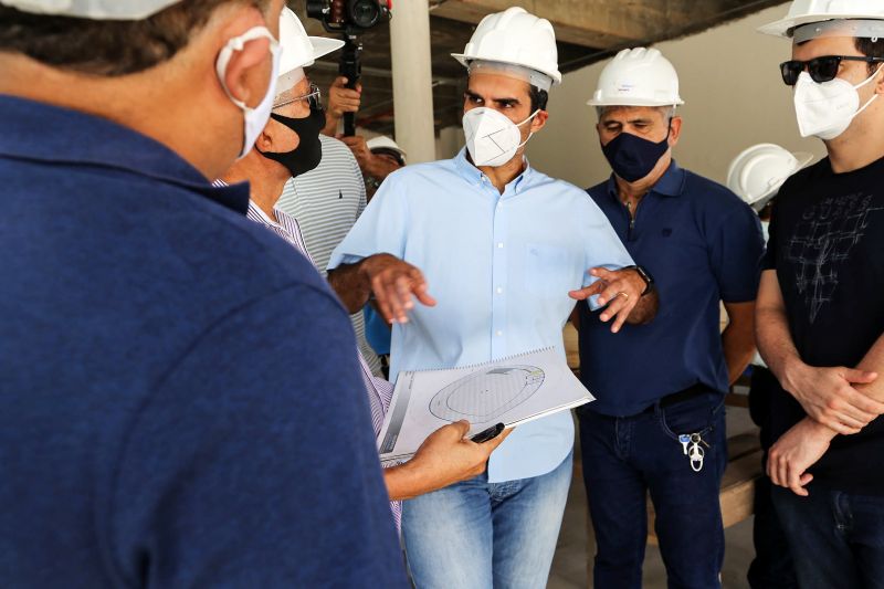 Visita do governador nas Obras da Casa de Cultura de Salinópolis - Foto Bruno Cecim <div class='credito_fotos'>Foto: Bruno Cecim / Ag.Pará | <a href='/midias/2020/originais/6601_5f0fa7c1-0ee9-0505-4b8e-26a9e29fb72d.jpg' download><i class='fa-solid fa-download'></i> Download</a></div>