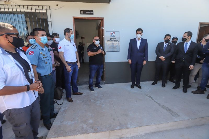 O Governo do Estado inaugurou, nesta segunda-feira (27), o Centro de Recuperação Penitenciário do Pará V (CRPP V). Localizado no Complexo Penitenciário de Americano, no município Santa Izabel, às margens da BR-316, a nova unidade contou com investimento de R$ 11,1 milhões e criou 516 novas vagas no sistema penitenciário estadual. Desde janeiro de 2019, com reformas e novas unidades, o Estado criou 5.290 novas vagas no sistema prisional. <div class='credito_fotos'>Foto: Alex Ribeiro / Ag. Pará | <a href='/midias/2020/originais/6613_a5f1f725-b7ab-8d55-016d-409c10d987e2.jpg' download><i class='fa-solid fa-download'></i> Download</a></div>