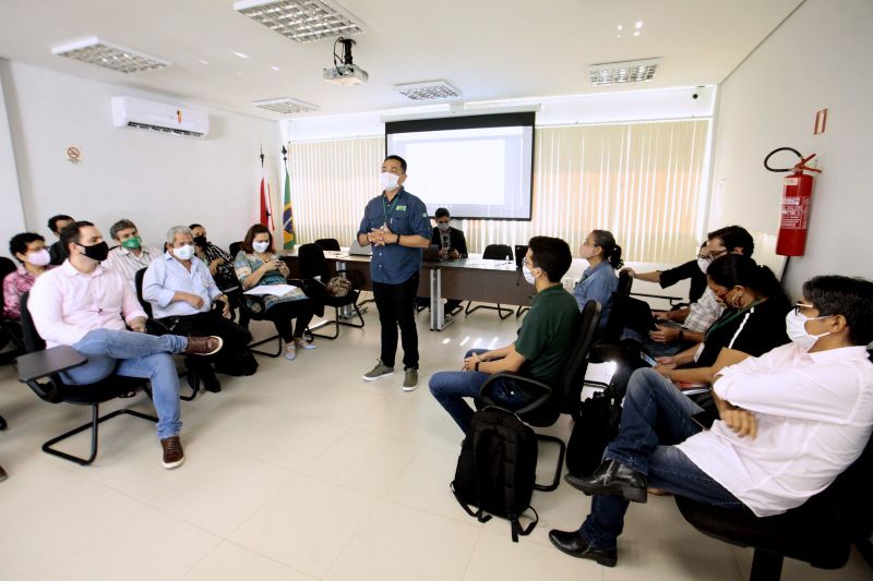 Belém, Pará, Brasil . ALINHAMENTO TERRITÓRIOS SUSTENTÃVEIS - 23/07/2020 <div class='credito_fotos'>Foto: Ricardo Amanajás / Ag. Pará | <a href='/midias/2020/originais/6619_7f4cf3dd-e9d7-0e09-827b-88c4e6fa0fa0.jpg' download><i class='fa-solid fa-download'></i> Download</a></div>