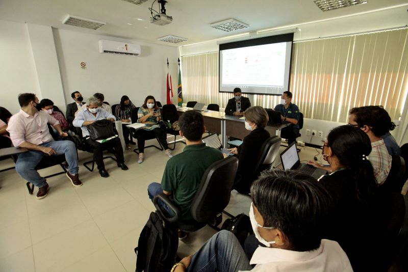 Belém, Pará, Brasil . ALINHAMENTO TERRITÓRIOS SUSTENTÃVEIS - 23/07/2020 <div class='credito_fotos'>Foto: Ricardo Amanajás / Ag. Pará | <a href='/midias/2020/originais/6619_a91ee8fc-a34d-d78f-b64e-28ffc6ae812a.jpg' download><i class='fa-solid fa-download'></i> Download</a></div>