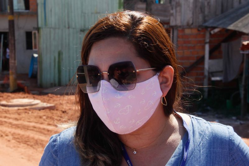 Na manhã desta terça-feira (28), as obras do projeto de macrodrenagem da Bacia do Tucunduba, em Belém, receberam a visita da Comissão de Acompanhamento de Obras (CAO). Formada por 18 moradores, a comissão tem a função de fiscalizar e acompanhar o andamento das obras do governo do Estado, através da Secretaria de Estado de Desenvolvimento e Obras Públicas (Sedop). <div class='credito_fotos'>Foto: Marcelo Seabra / Ag. Pará | <a href='/midias/2020/originais/6620_14503763-c7df-6e82-deef-b44b8c3e3a48.jpg' download><i class='fa-solid fa-download'></i> Download</a></div>