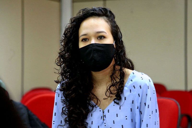 Belém, Pará, Brasil . PESQUISE NA QUARENTENA - Layane Sena, pesquisa na UFPA Ensino de repertório de leitura, construção e escrita à mão para crianças com transtorno do espectro autista - FAPESPA - 23/07/2020 <div class='credito_fotos'>Foto: Ricardo Amanajás / Ag. Pará | <a href='/midias/2020/originais/6623_ce6a52bf-248b-4951-8449-c4bfcfa9c219.jpg' download><i class='fa-solid fa-download'></i> Download</a></div>