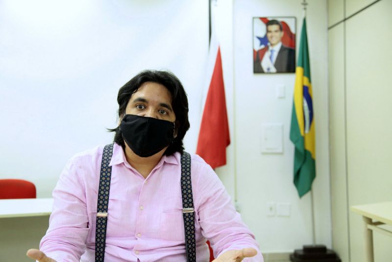 Belém, Pará, Brasil . PESQUISE NA QUARENTENA - FAPESPA - Alexandre Diniz – coord. de bolsas Fapespa - 23/07/2020 <div class='credito_fotos'>Foto: Ricardo Amanajás / Ag. Pará | <a href='/midias/2020/originais/6623_d12cef3f-4e3d-a0de-0369-782715f0449f.jpg' download><i class='fa-solid fa-download'></i> Download</a></div>
