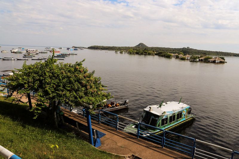 Governo investe R$ 13 milhões no sistema de abastecimento de água em Alter do Chão <div class='credito_fotos'>Foto: Bruno Cecim / Ag.Pará | <a href='/midias/2020/originais/6634_57ea7307-b2f5-7839-f952-a6def1379ed9.jpg' download><i class='fa-solid fa-download'></i> Download</a></div>