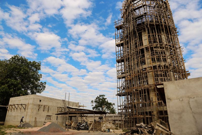 Governo investe R$ 13 milhões no sistema de abastecimento de água em Alter do Chão <div class='credito_fotos'>Foto: Bruno Cecim / Ag.Pará | <a href='/midias/2020/originais/6634_69295c01-da02-64a5-cbc8-7b56bd220dc8.jpg' download><i class='fa-solid fa-download'></i> Download</a></div>