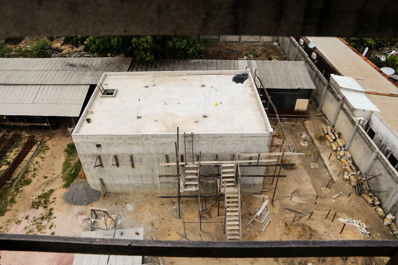 Governo investe R$ 13 milhões no sistema de abastecimento de água em Alter do Chão <div class='credito_fotos'>Foto: Bruno Cecim / Ag.Pará | <a href='/midias/2020/originais/6634_a681bb37-5618-5978-1d0c-9f5dd0b0405d.jpg' download><i class='fa-solid fa-download'></i> Download</a></div>