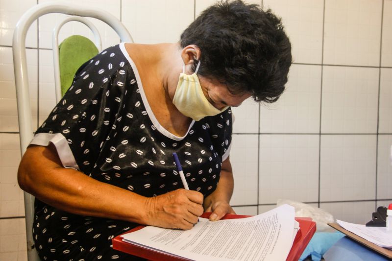 Universidade do Estado do Pará inicia segunda fase da pesquisa epidemiológica <div class='credito_fotos'>Foto: Marcelo Seabra / Ag. Pará | <a href='/midias/2020/originais/6648_59462462-7325-f067-af16-856570cdbb32.jpg' download><i class='fa-solid fa-download'></i> Download</a></div>