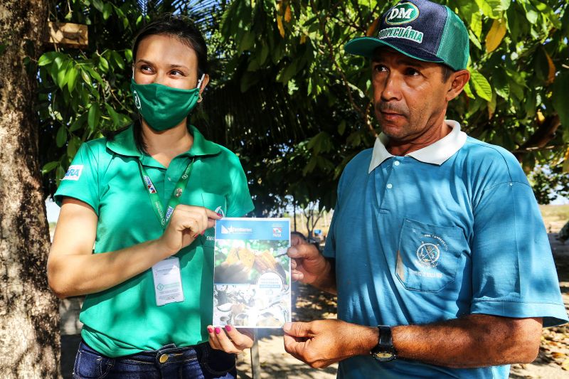 Equipes dos Territórios Sustentáveis começam as visitas às propriedade rurais. <div class='credito_fotos'>Foto: Bruno Cecim / Ag.Pará | <a href='/midias/2020/originais/6657_eb48d84e-23e0-cc53-06e4-91ad98129b8f.jpg' download><i class='fa-solid fa-download'></i> Download</a></div>