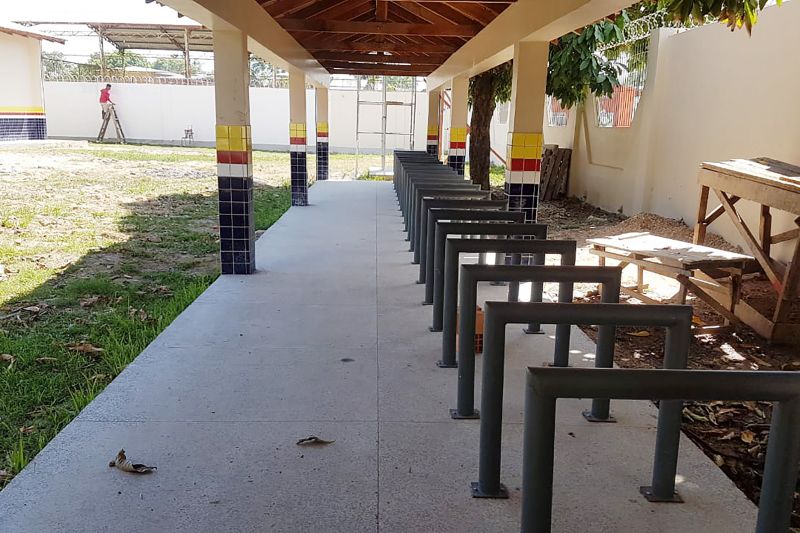 Escola Nicias Ribeiro_Portel <div class='credito_fotos'>Foto: ASCOM / SEDUC | <a href='/midias/2020/originais/6683_91a72fcf-4645-806c-5286-118f53f7fcf1.jpg' download><i class='fa-solid fa-download'></i> Download</a></div>