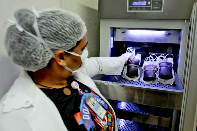 Belém, Pará, Brasil . REABRE HEMOPA PÃTIO - A Fundação Hemopa reabre a partir desta segunda-feira (10), a Unidade de Coleta do Pátio Belém, em horário diferenciado, das 13h à s 17h, de segunda a sexta-feira. - 10/08/2020 <div class='credito_fotos'>Foto: Ricardo Amanajás / Ag. Pará | <a href='/midias/2020/originais/6684_2ac02b5e-bc66-d3c7-1dd0-36fc4e6843dd.jpg' download><i class='fa-solid fa-download'></i> Download</a></div>