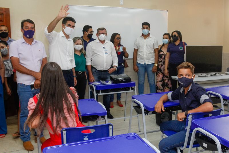 <div class='credito_fotos'>Foto: Marcelo Seabra / Ag. Pará | <a href='/midias/2020/originais/6701_3693daf5-a2e9-e675-a884-c85048232660.jpg' download><i class='fa-solid fa-download'></i> Download</a></div>