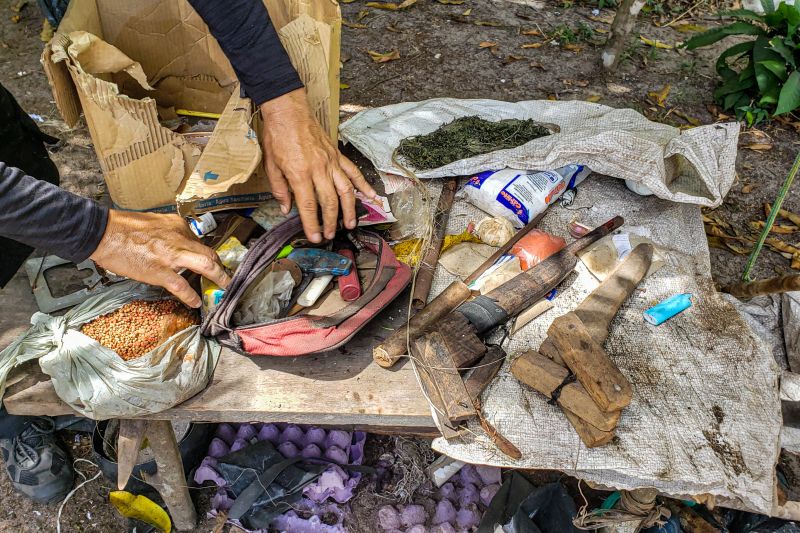Polícia Civil destrói mais de 200 t de maconha durante operação Colheita Maldita II <div class='credito_fotos'>Foto: Leandro Santana / Ascom PCPA | <a href='/midias/2020/originais/6716_adce8569-b197-61da-815d-d6ccc2928cc4.jpg' download><i class='fa-solid fa-download'></i> Download</a></div>