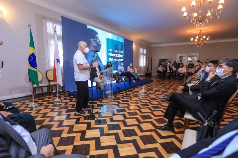 Brandão, presidente da Prodepa <div class='credito_fotos'>Foto: Jader Paes / Agência Pará | <a href='/midias/2020/originais/6723_02db229f-dd46-a887-3940-efdc118aa521.jpg' download><i class='fa-solid fa-download'></i> Download</a></div>