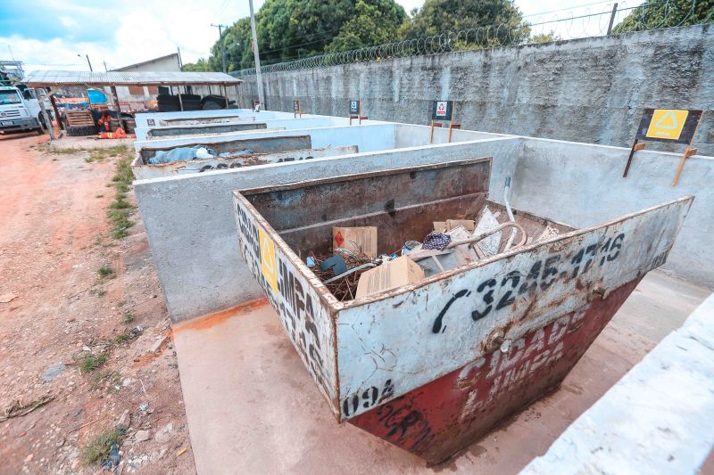 Obra Nova BR. Ciclo vias, Movimentacao Transito, descarte de lixo <div class='credito_fotos'>Foto: Jader Paes / Agência Pará | <a href='/midias/2020/originais/6771_2bd982c4-a404-bcbb-c69c-f6df63116931.jpg' download><i class='fa-solid fa-download'></i> Download</a></div>