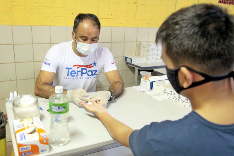 Belém, Pará, Brasil. ÚLTIMO DIA POLICLINICA ITINERANTE - 30/08/2020. Foto: Ricardo Amanajás / Ag Pará. <div class='credito_fotos'>Foto: Ricardo Amanajás / Ag. Pará | <a href='/midias/2020/originais/6777_289e9183-02c2-ea1d-8be6-c6294cd49e7f.jpg' download><i class='fa-solid fa-download'></i> Download</a></div>