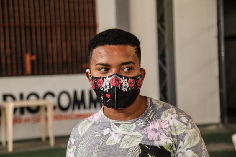 na foto: Moisés Sampaio, 23 anos, autônomo. <div class='credito_fotos'>Foto: Wagner Almeida/ Ascom Sejudh | <a href='/midias/2020/originais/6819_f6afd999-84b8-08c7-5f7d-f407695ff99f.jpg' download><i class='fa-solid fa-download'></i> Download</a></div>