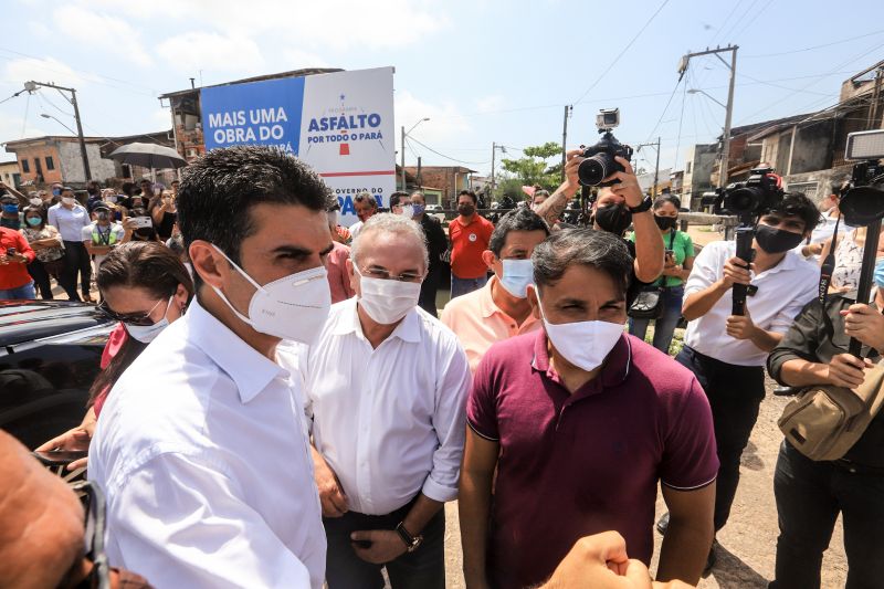 Uma espera de 30 anos chegou ao fim na manhã desta segunda-feira (14), com a autorização do governador Helder Barbalho para o início imediato das obras de urbanização de vias do bairro do Marco, Região de Integração do Guarajá, em Belém. Com um investimento de R$ 1,92 milhão, o bairro será contemplado com 1,64 km de asfalto novo. <div class='credito_fotos'>Foto: Marco Santos / Ag. Pará | <a href='/midias/2020/originais/6827_117521c9-0a7e-7354-b75a-24b525f65608.jpg' download><i class='fa-solid fa-download'></i> Download</a></div>
