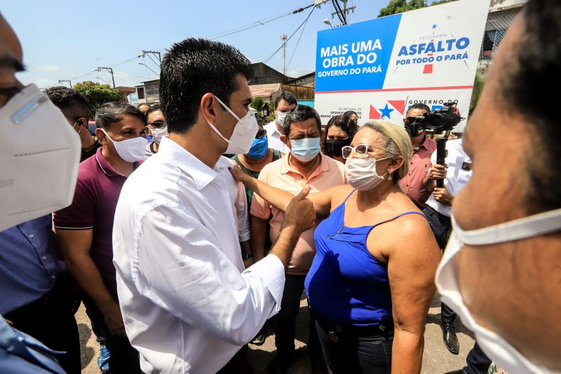Uma espera de 30 anos chegou ao fim na manhã desta segunda-feira (14), com a autorização do governador Helder Barbalho para o início imediato das obras de urbanização de vias do bairro do Marco, Região de Integração do Guarajá, em Belém. Com um investimento de R$ 1,92 milhão, o bairro será contemplado com 1,64 km de asfalto novo. <div class='credito_fotos'>Foto: Marco Santos / Ag. Pará | <a href='/midias/2020/originais/6827_a6dd3e25-d082-445f-9d67-0bf6661f10eb.jpg' download><i class='fa-solid fa-download'></i> Download</a></div>