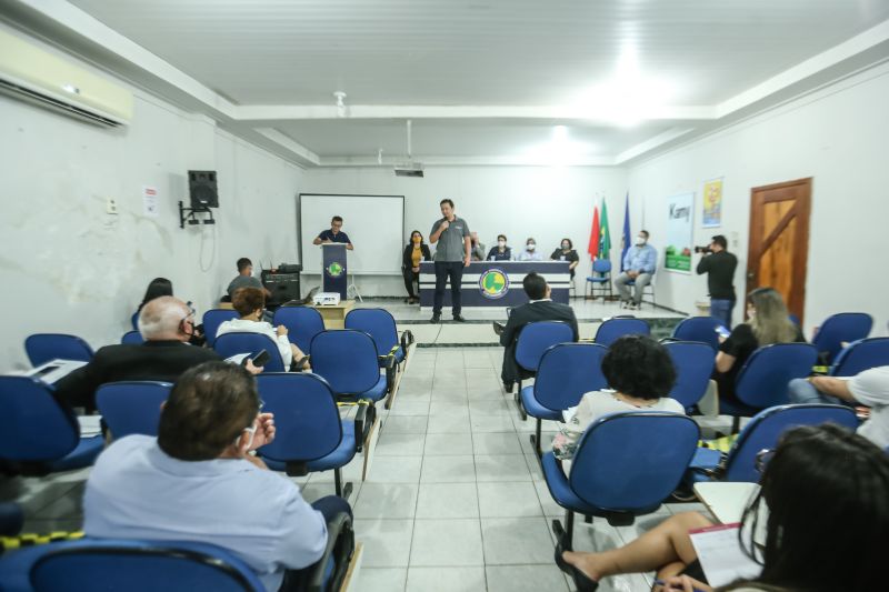 Castanhal 15 de setembro de 2020, o projeto paceria pelo Pará agenda do desenvolvimento,Emprego e Renda, desenvolvido pelo governo do Estado através da secretaria de desenvolvimento Econômico, Mineração e enegia (sedeme). <div class='credito_fotos'>Foto: Alex Ribeiro / Ag. Pará | <a href='/midias/2020/originais/6837_5dca3d85-6e15-8805-1eb9-cd3f48c6e7cc.jpg' download><i class='fa-solid fa-download'></i> Download</a></div>