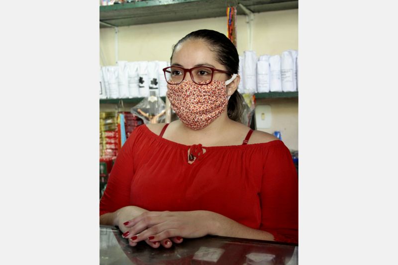 BelÃ©m, ParÃ¡, Brasil. REDUÃ‡ÃƒO ROUBOS COMÃ‰RCIO - THYELLI TUNAS (COMERCIANTE) - 18/09/2020 <div class='credito_fotos'>Foto: Ricardo Amanajás / Ag. Pará   |   <a href='/midias/2020/originais/6842_05b2059f-f618-e68b-3cd7-34aa7d95495c.jpg' download><i class='fa-solid fa-download'></i> Download</a></div>