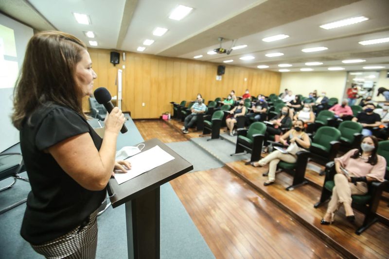 <div class='credito_fotos'>Foto: Alex Ribeiro / Ag. Pará | <a href='/midias/2020/originais/6875_d2a67df2-c051-3fd4-7955-2e00834bbd2e.jpg' download><i class='fa-solid fa-download'></i> Download</a></div>