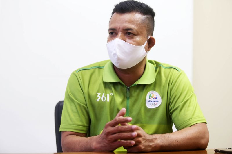 Erivelto Pastana - Diretor de Esporte da SEEL <div class='credito_fotos'>Foto: Bruno Cecim / Ag.Pará | <a href='/midias/2020/originais/6882_5cfca8ef-ed6d-2b82-75b6-6874b67fbffe.jpg' download><i class='fa-solid fa-download'></i> Download</a></div>