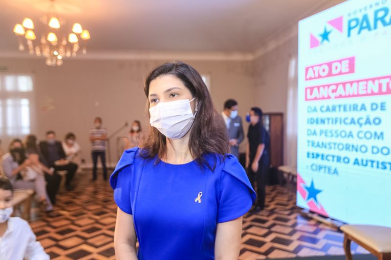 coordenadora estadual de políticas para o autismo, Nayara Barbalho. <div class='credito_fotos'>Foto: Jader Paes / Agência Pará | <a href='/midias/2020/originais/6923_208e14bf-fde7-43c6-25b7-0bb63f9e5431.jpg' download><i class='fa-solid fa-download'></i> Download</a></div>