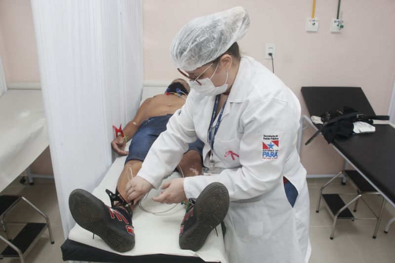 EXAME CARDIOLÓGICO <div class='credito_fotos'>Foto: Marcelo Seabra / Ag. Pará | <a href='/midias/2020/originais/6943_b599cdd9-0785-7a4d-36bd-1a29ff6f1ead.jpg' download><i class='fa-solid fa-download'></i> Download</a></div>