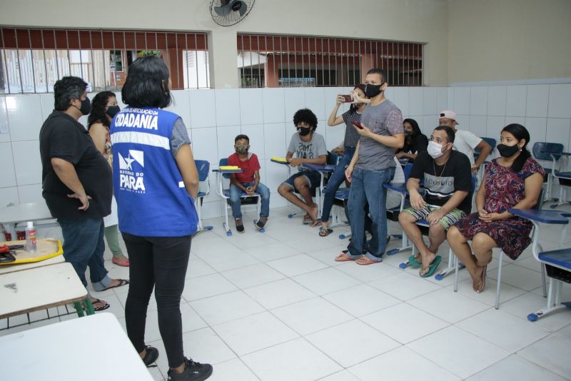 Belém, Pará, Brasil - ENCERRAMENTO OFICINA DE SERIGRA - 06/11/2020. <div class='credito_fotos'>Foto: Ricardo Amanajás / Ag. Pará | <a href='/midias/2020/originais/7003_61a67939-4bb3-b72c-aebb-9c19ce79e869.jpg' download><i class='fa-solid fa-download'></i> Download</a></div>