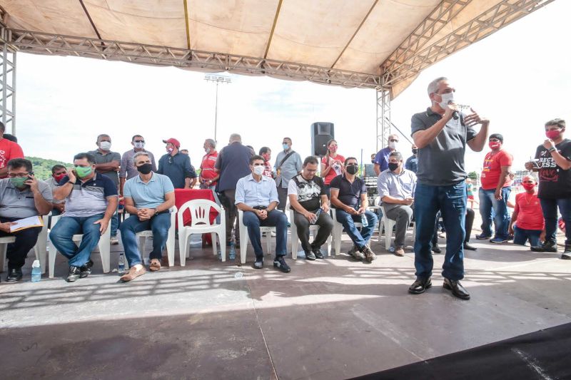 <div class='credito_fotos'>Foto: Alex Ribeiro / Ag. Pará | <a href='/midias/2020/originais/7053_bb0d355f-458d-a671-1459-d277aff09b06.jpg' download><i class='fa-solid fa-download'></i> Download</a></div>