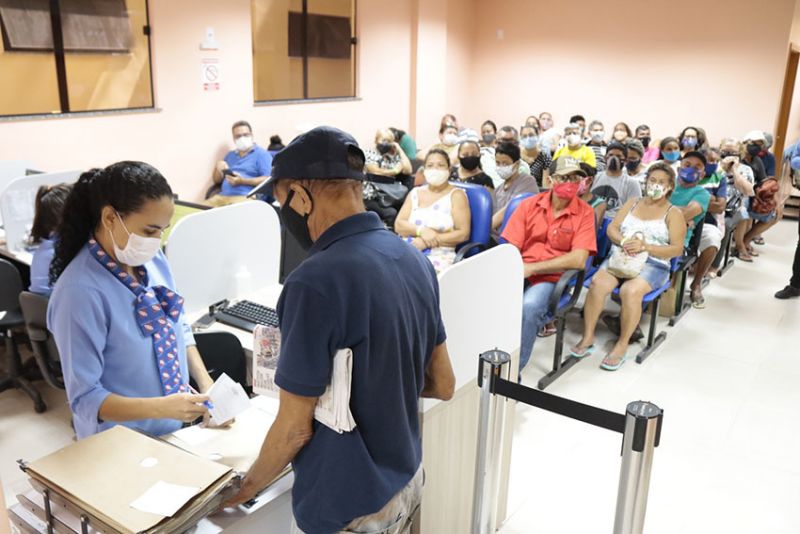 Belém, Pará, Brasil. INÃCIO ATENDIMENTO PÓS COVID - 02/12/2020. <div class='credito_fotos'>Foto: Ricardo Amanajás / Ag. Pará | <a href='/midias/2020/originais/7068_88773285-16d6-72a7-642c-418d2c842862.jpg' download><i class='fa-solid fa-download'></i> Download</a></div>