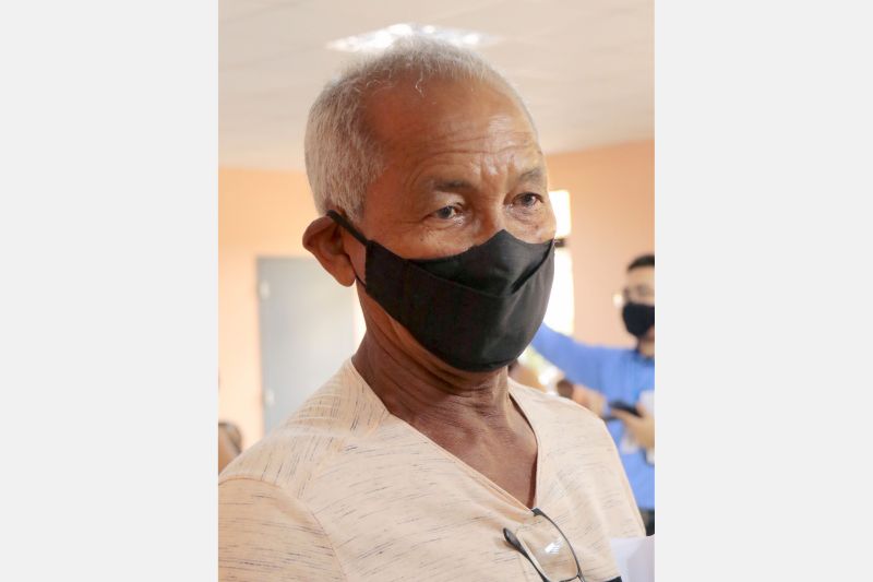 Belém, Pará, Brasil. INÃCIO ATENDIMENTO PÓS COVID - BENEDITO SILVA, APOSENTADO, 73 ANOS - 02/12/2020. <div class='credito_fotos'>Foto: Ricardo Amanajás / Ag. Pará | <a href='/midias/2020/originais/7068_996f0e7e-0a9d-c785-6bbe-5cb20e8c9de8.jpg' download><i class='fa-solid fa-download'></i> Download</a></div>