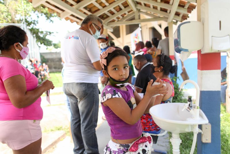 Caravana Cidadania em Benevides
<div class='credito_fotos'>Foto: Wagner Almeida/ Ascom Sejudh | <a href='/midias/2020/originais/7126_7f39e1cc-7d3a-0ba2-d9e6-2e735f17db8b.jpg' download><i class='fa-solid fa-download'></i> Download</a></div>
