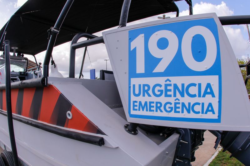 Governo entrega primeiros veículos blindados para segurança pública do Pará <div class='credito_fotos'>Foto: Ricardo Amanajás / Ag. Pará | <a href='/midias/2020/originais/7135_215d111c-dbda-ae20-c562-5c6adbff02fd.jpg' download><i class='fa-solid fa-download'></i> Download</a></div>