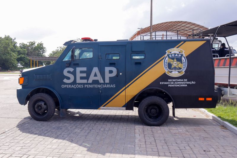 Governo entrega primeiros veículos blindados para segurança pública do Pará <div class='credito_fotos'>Foto: Ricardo Amanajás / Ag. Pará | <a href='/midias/2020/originais/7135_471d93f7-3db7-abfd-66bd-f27587c79b45.jpg' download><i class='fa-solid fa-download'></i> Download</a></div>
