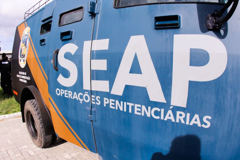 Governo entrega primeiros veículos blindados para segurança pública do Pará <div class='credito_fotos'>Foto: Ricardo Amanajás / Ag. Pará | <a href='/midias/2020/originais/7135_573a4dfc-44d3-7cc3-675e-3aaf380998e7.jpg' download><i class='fa-solid fa-download'></i> Download</a></div>