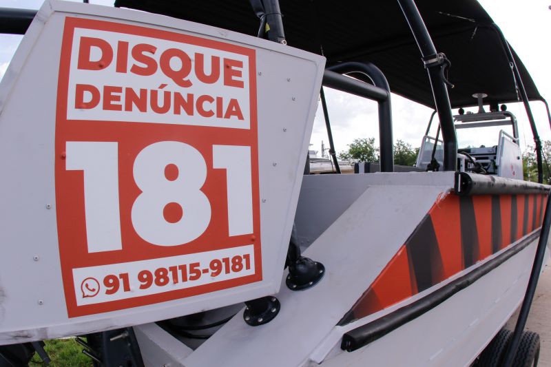 Governo entrega primeiros veículos blindados para segurança pública do Pará <div class='credito_fotos'>Foto: Ricardo Amanajás / Ag. Pará | <a href='/midias/2020/originais/7135_c0778580-bd5b-2536-5951-6861864f0b1f.jpg' download><i class='fa-solid fa-download'></i> Download</a></div>
